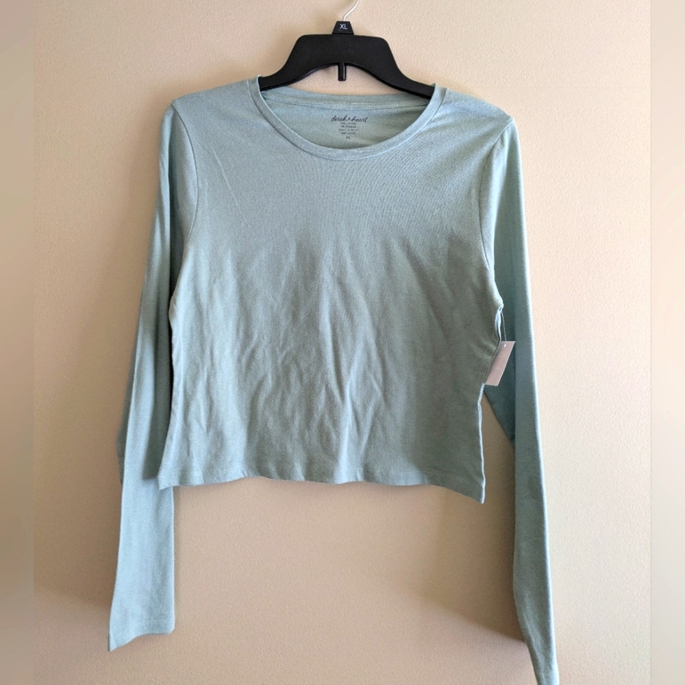 Nwt derek heart Cropped Light Blue Long Sleeve Top Size XL